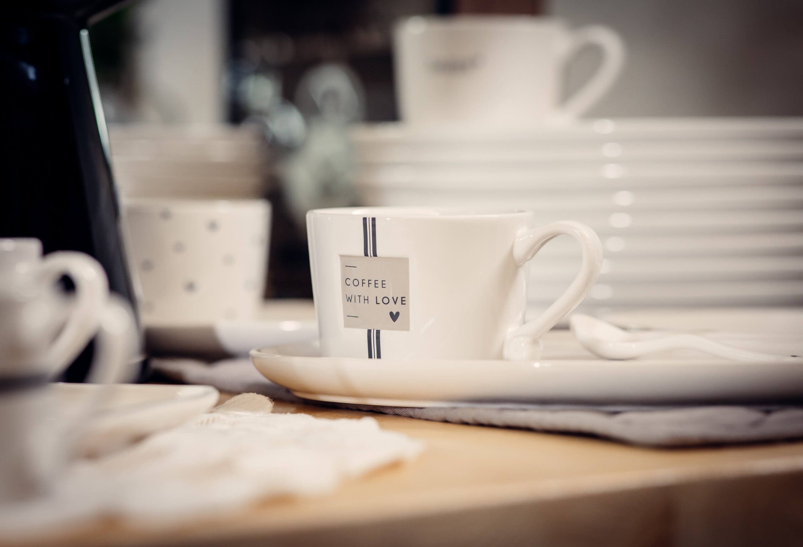 TAZZA MEDIA "COFFEE WITH LOVE"